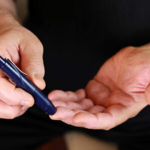 Here are a few common causes and symptoms of type 2 diabetes