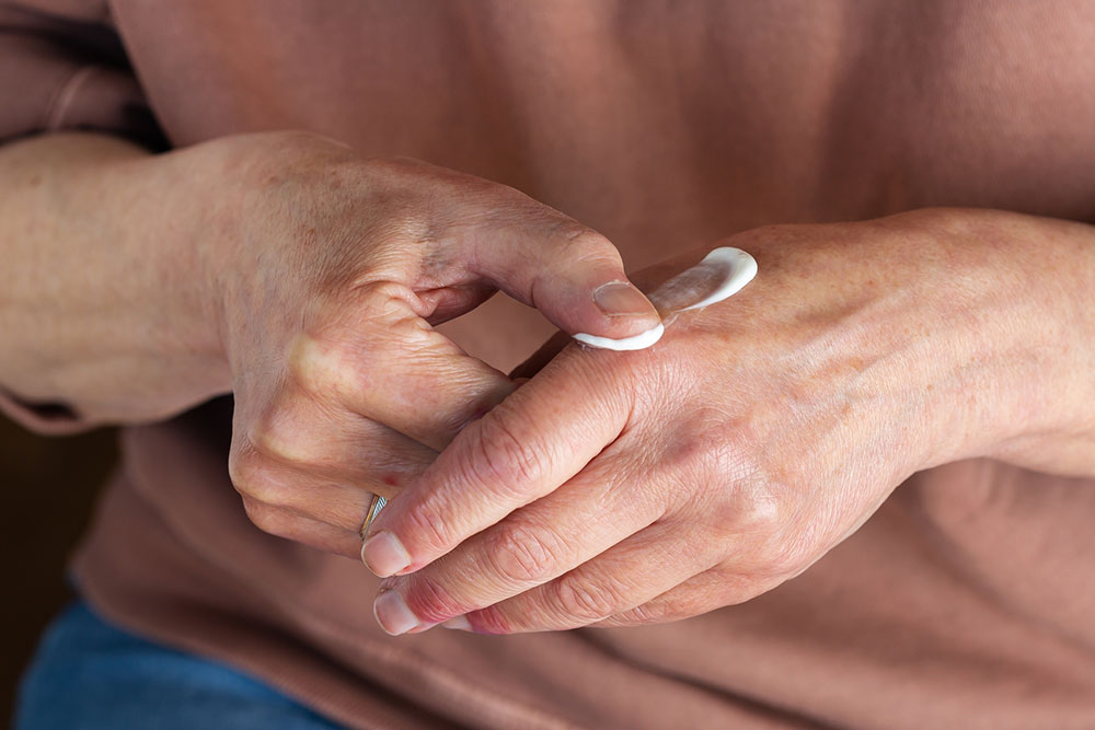 Pain Relief Ointment – What to Look for and How to Pick One